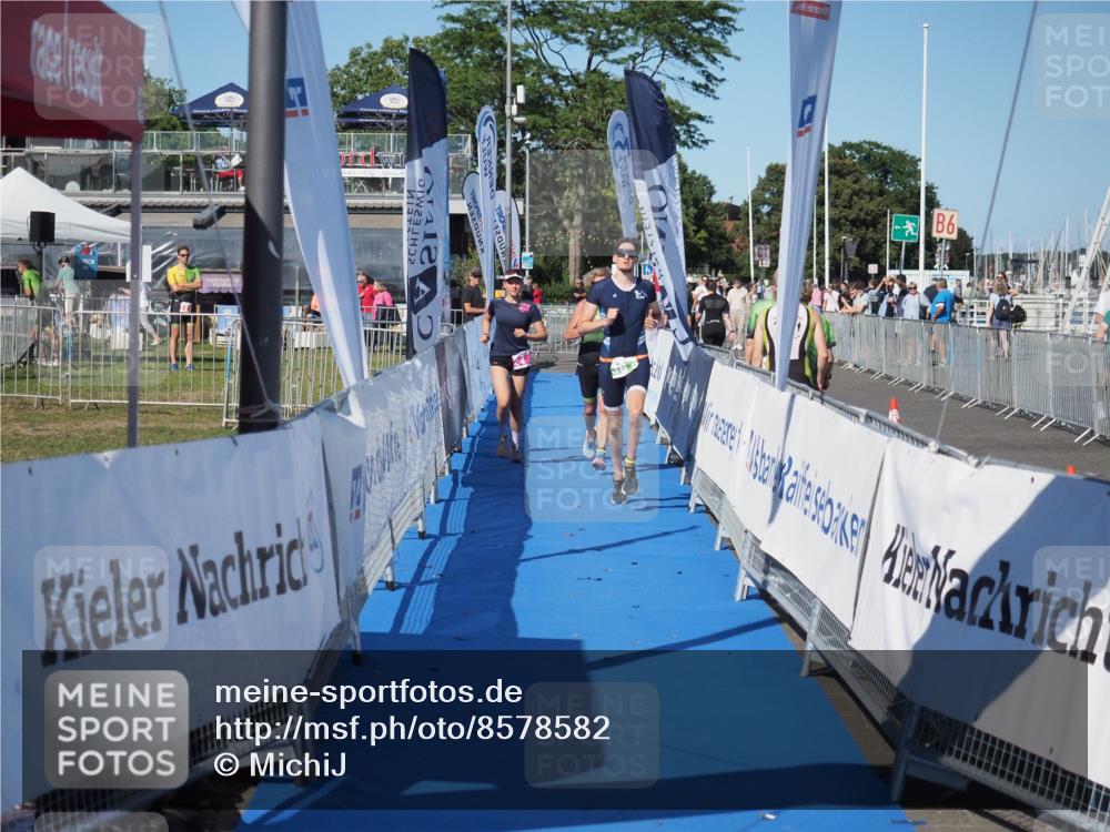 17.08.2025 - KN Förde Triathlon 2025 MichiJ http://msf.ph/oto/8578582 17.08.2025 16:13:57 Laufen 24, 36 meine-sportfotos.de