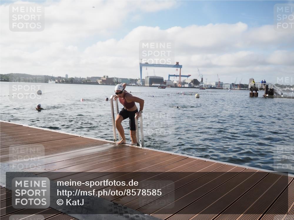17.08.2025 - KN Förde Triathlon 2025 KatJ http://msf.ph/oto/8578585 17.08.2025 09:19:29 Schwimmen 183, 186, 187, 183, 186, 187 meine-sportfotos.de
