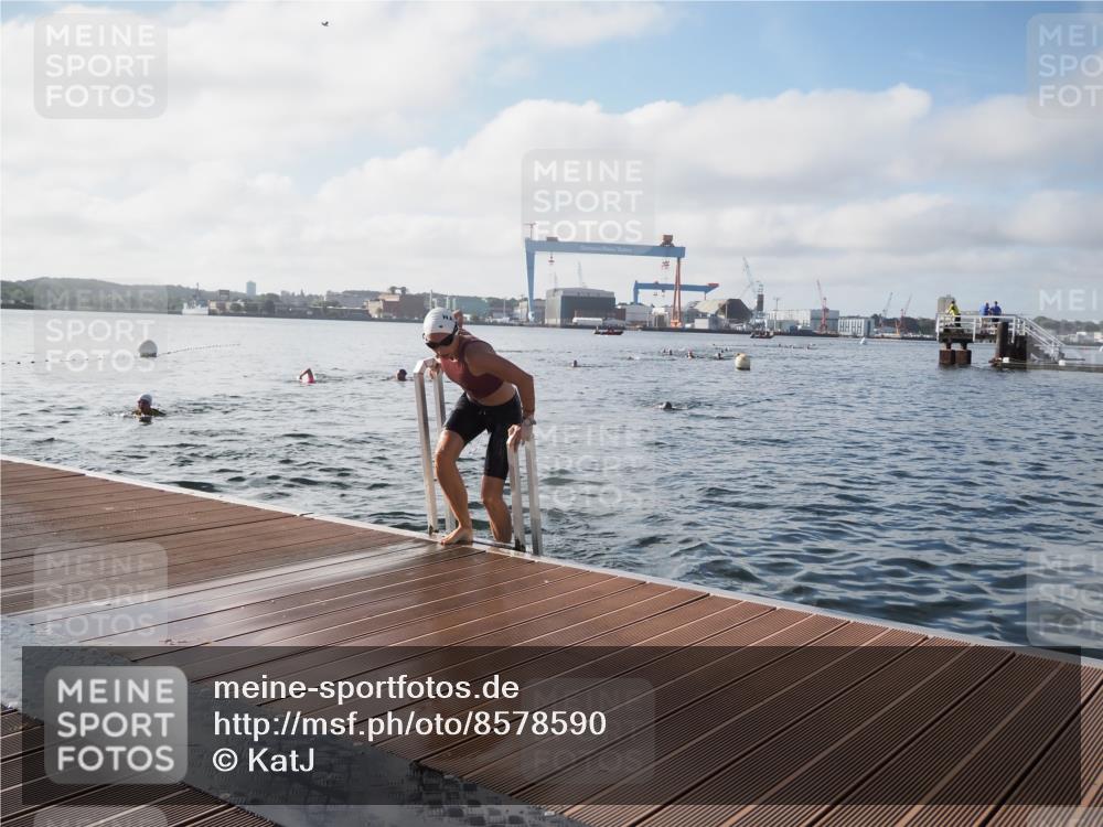 17.08.2025 - KN Förde Triathlon 2025 KatJ http://msf.ph/oto/8578590 17.08.2025 09:19:29 Schwimmen 183, 186, 187, 183, 186, 187 meine-sportfotos.de