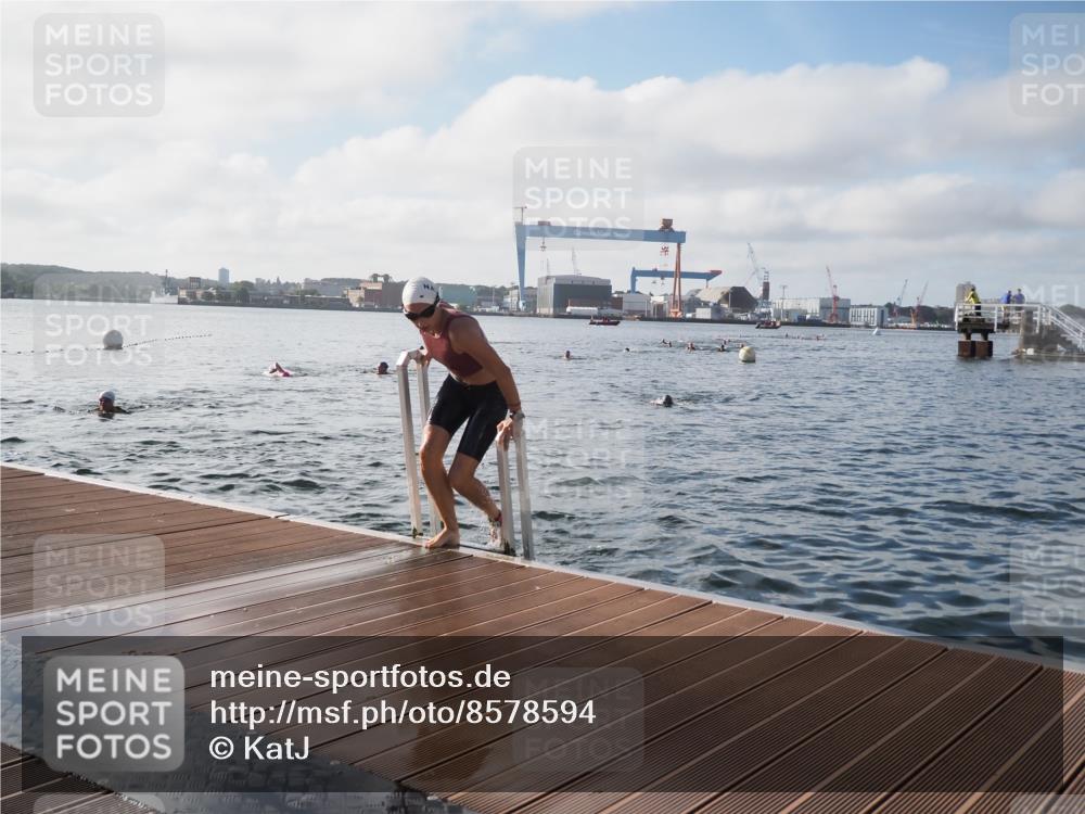 17.08.2025 - KN Förde Triathlon 2025 KatJ http://msf.ph/oto/8578594 17.08.2025 09:19:29 Schwimmen 183, 186, 187, 183, 186, 187 meine-sportfotos.de