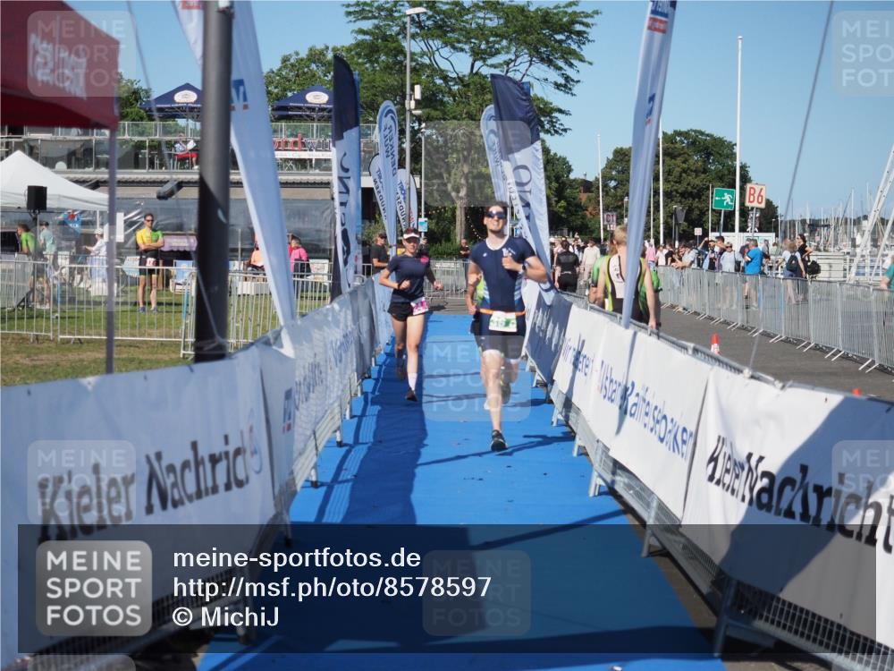 17.08.2025 - KN Förde Triathlon 2025 MichiJ http://msf.ph/oto/8578597 17.08.2025 16:13:57 Laufen 24, 36 meine-sportfotos.de