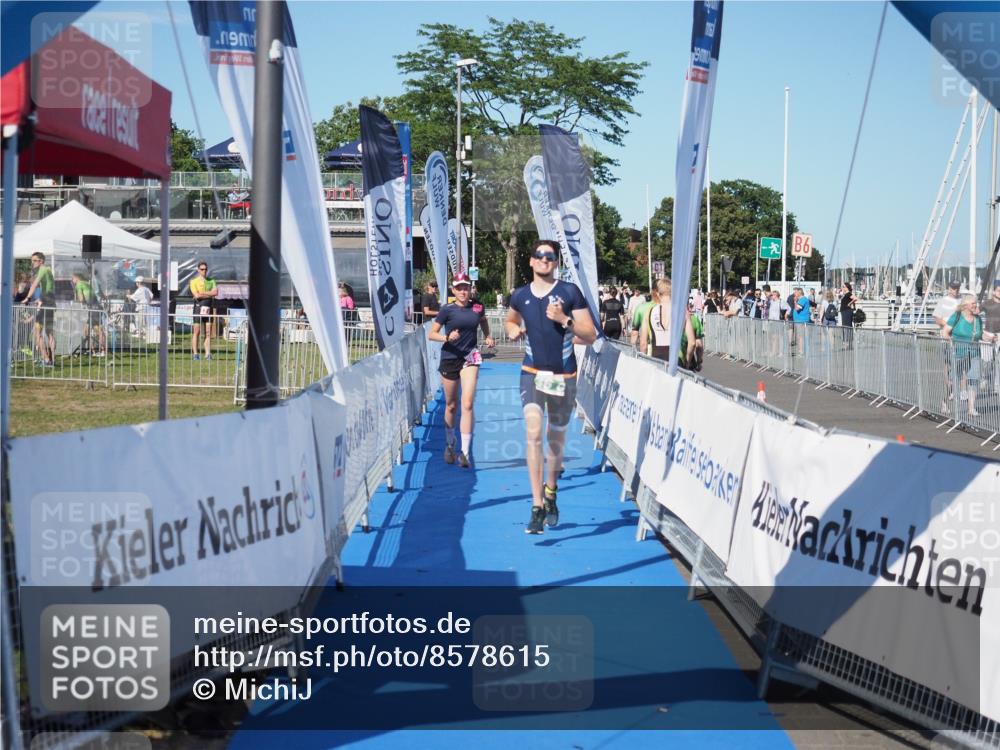 17.08.2025 - KN Förde Triathlon 2025 MichiJ http://msf.ph/oto/8578615 17.08.2025 16:13:58 Laufen 24, 36 meine-sportfotos.de