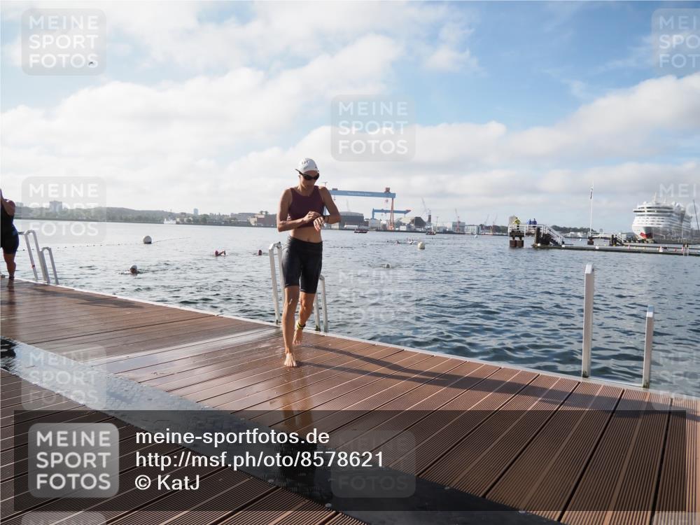 17.08.2025 - KN Förde Triathlon 2025 KatJ http://msf.ph/oto/8578621 17.08.2025 09:19:30 Schwimmen 183, 186, 187, 183, 186, 187 meine-sportfotos.de
