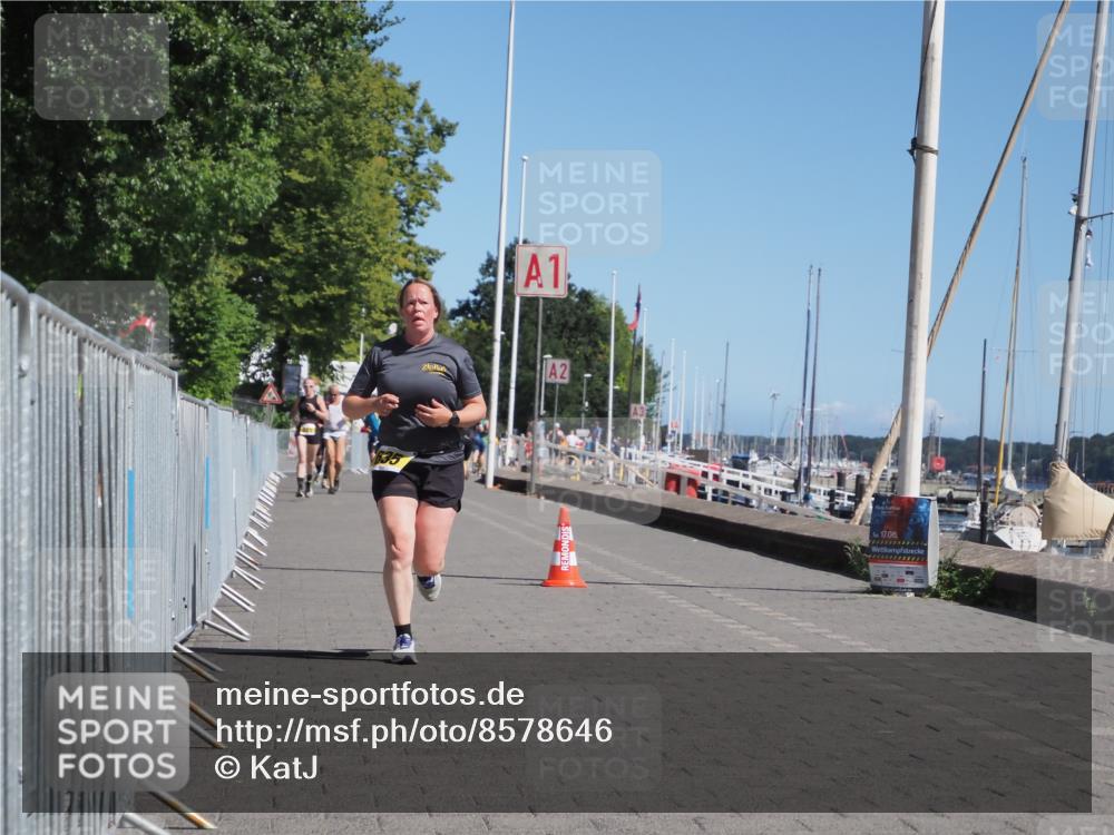 17.08.2025 - KN Förde Triathlon 2025 KatJ http://msf.ph/oto/8578646 17.08.2025 12:15:06 Laufen 338, 635 meine-sportfotos.de