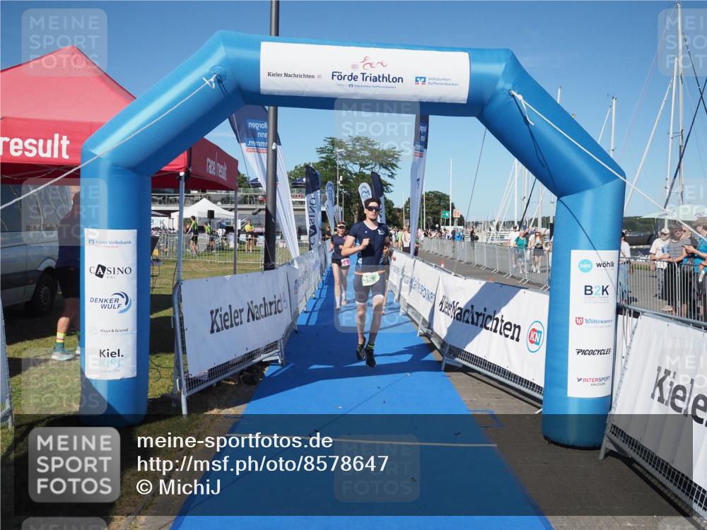 17.08.2025 - KN Förde Triathlon 2025 MichiJ http://msf.ph/oto/8578647 17.08.2025 16:13:59 Laufen 24, 36 meine-sportfotos.de