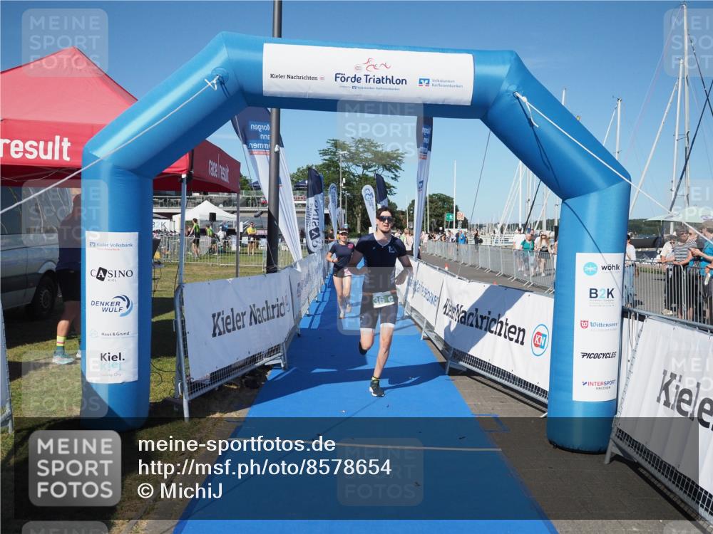 17.08.2025 - KN Förde Triathlon 2025 MichiJ http://msf.ph/oto/8578654 17.08.2025 16:13:59 Laufen 24, 36 meine-sportfotos.de