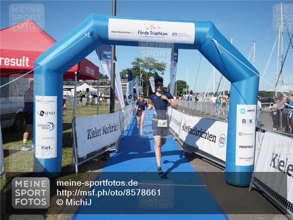 17.08.2025 - KN Förde Triathlon 2025 MichiJ http://msf.ph/oto/8578661 17.08.2025 16:14:00 Laufen 24, 36 meine-sportfotos.de