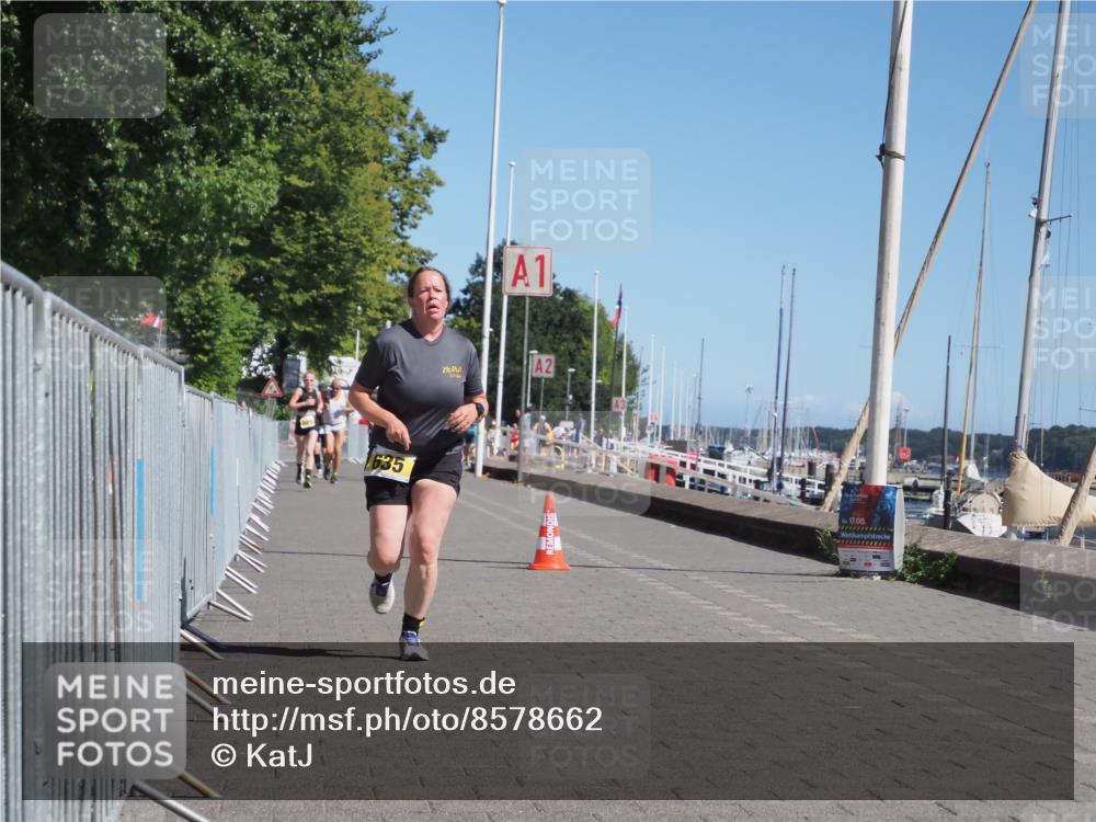 17.08.2025 - KN Förde Triathlon 2025 KatJ http://msf.ph/oto/8578662 17.08.2025 12:15:06 Laufen 338, 635 meine-sportfotos.de