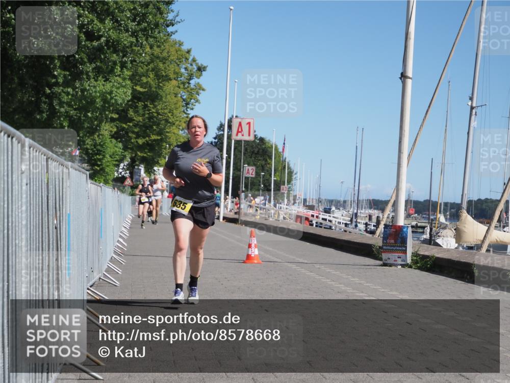 17.08.2025 - KN Förde Triathlon 2025 KatJ http://msf.ph/oto/8578668 17.08.2025 12:15:06 Laufen 338, 635 meine-sportfotos.de
