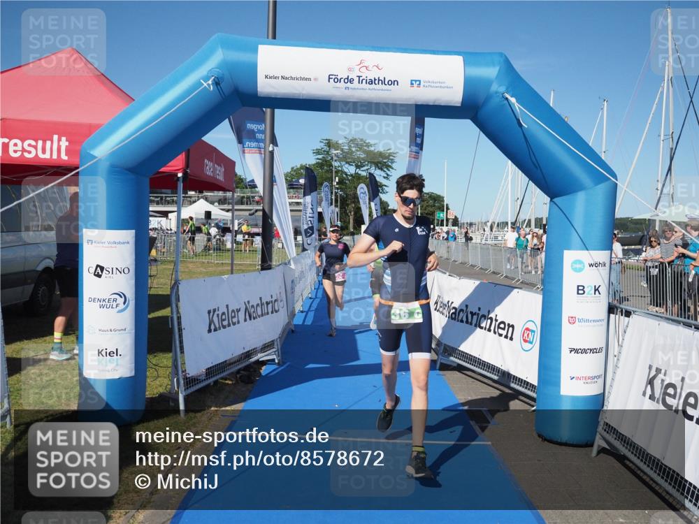 17.08.2025 - KN Förde Triathlon 2025 MichiJ http://msf.ph/oto/8578672 17.08.2025 16:14:00 Laufen 24, 36 meine-sportfotos.de
