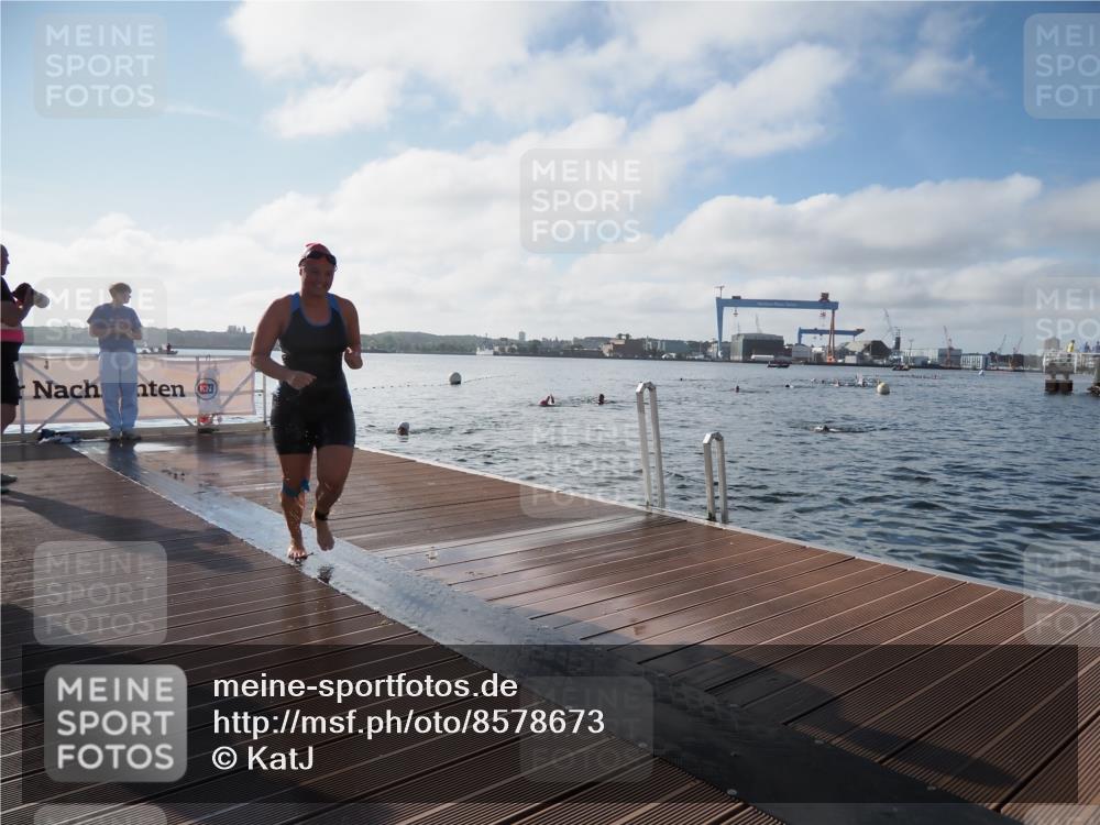 17.08.2025 - KN Förde Triathlon 2025 KatJ http://msf.ph/oto/8578673 17.08.2025 09:19:32 Schwimmen 183, 186, 187, 183, 186, 187 meine-sportfotos.de