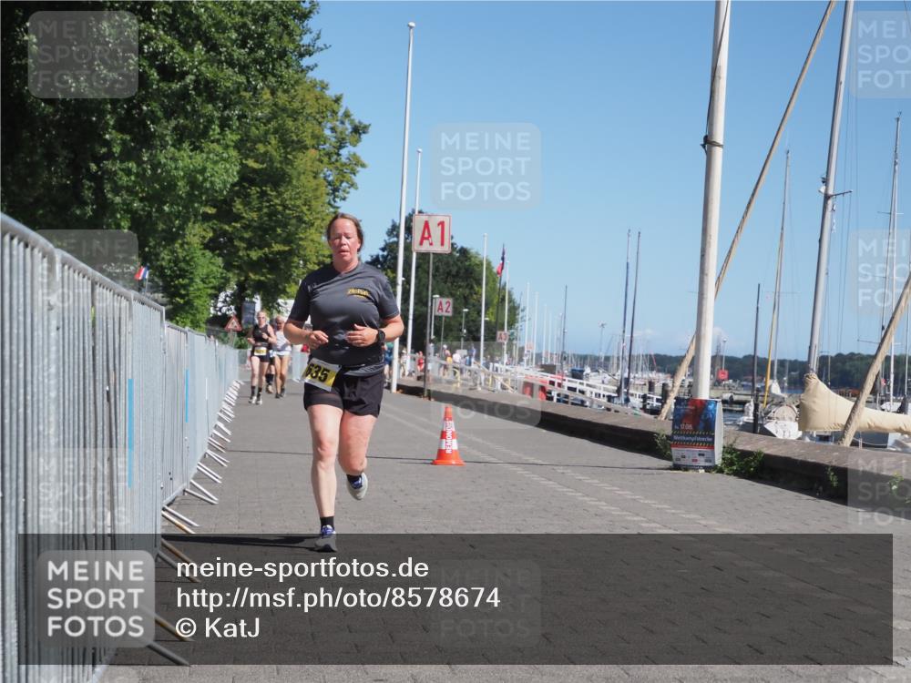 17.08.2025 - KN Förde Triathlon 2025 KatJ http://msf.ph/oto/8578674 17.08.2025 12:15:07 Laufen 338, 635 meine-sportfotos.de