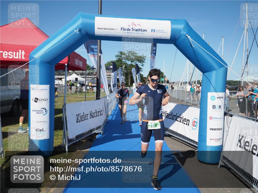 17.08.2025 - KN Förde Triathlon 2025 MichiJ http://msf.ph/oto/8578676 17.08.2025 16:14:00 Laufen 24, 36 meine-sportfotos.de