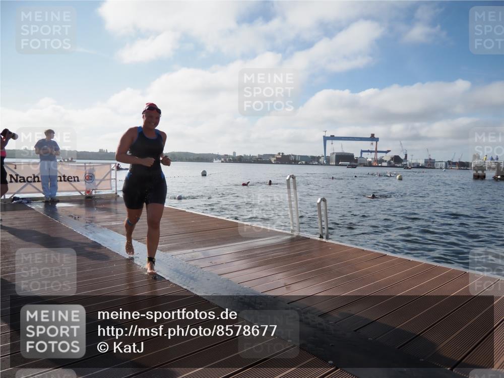 17.08.2025 - KN Förde Triathlon 2025 KatJ http://msf.ph/oto/8578677 17.08.2025 09:19:32 Schwimmen 183, 186, 187, 183, 186, 187 meine-sportfotos.de