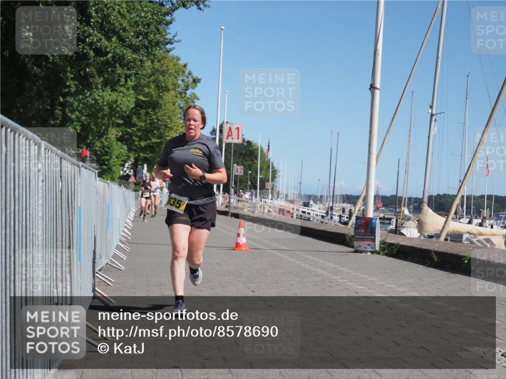 17.08.2025 - KN Förde Triathlon 2025 KatJ http://msf.ph/oto/8578690 17.08.2025 12:15:07 Laufen 338, 635 meine-sportfotos.de