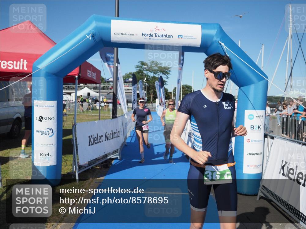17.08.2025 - KN Förde Triathlon 2025 MichiJ http://msf.ph/oto/8578695 17.08.2025 16:14:01 Laufen 24, 36 meine-sportfotos.de