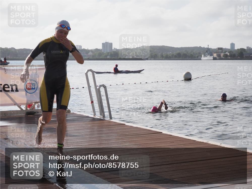 17.08.2025 - KN Förde Triathlon 2025 KatJ http://msf.ph/oto/8578755 17.08.2025 09:19:43 Schwimmen 163, 190, 202, 163, 186, 190 meine-sportfotos.de