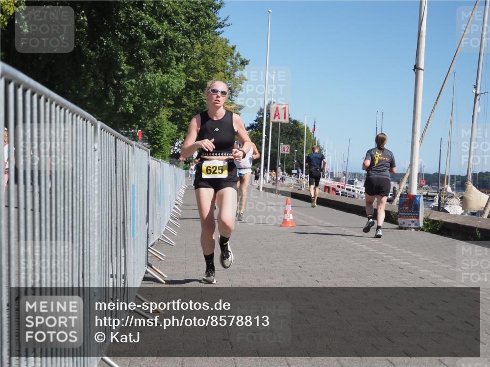 17.08.2025 - KN Förde Triathlon 2025 KatJ http://msf.ph/oto/8578813 17.08.2025 12:15:17 Laufen 346, 625 meine-sportfotos.de