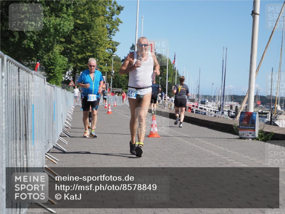 17.08.2025 - KN Förde Triathlon 2025 KatJ http://msf.ph/oto/8578849 17.08.2025 12:15:20 Laufen 346, 384, 625 meine-sportfotos.de