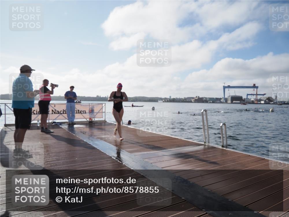 17.08.2025 - KN Förde Triathlon 2025 KatJ http://msf.ph/oto/8578855 17.08.2025 09:19:52 Schwimmen 163, 190, 195, 202, 163, 190, 202 meine-sportfotos.de