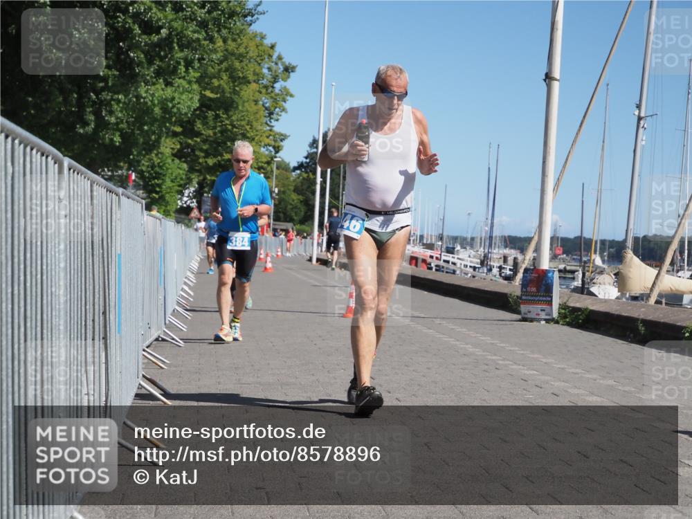 17.08.2025 - KN Förde Triathlon 2025 KatJ http://msf.ph/oto/8578896 17.08.2025 12:15:22 Laufen 308, 346, 384 meine-sportfotos.de