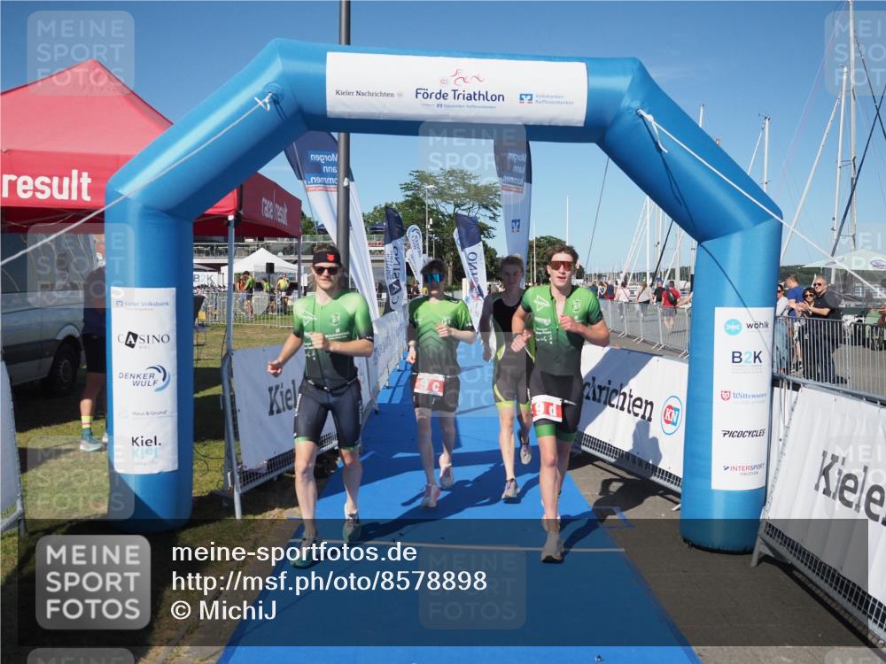17.08.2025 - KN Förde Triathlon 2025 MichiJ http://msf.ph/oto/8578898 17.08.2025 16:14:39 Laufen 9 meine-sportfotos.de