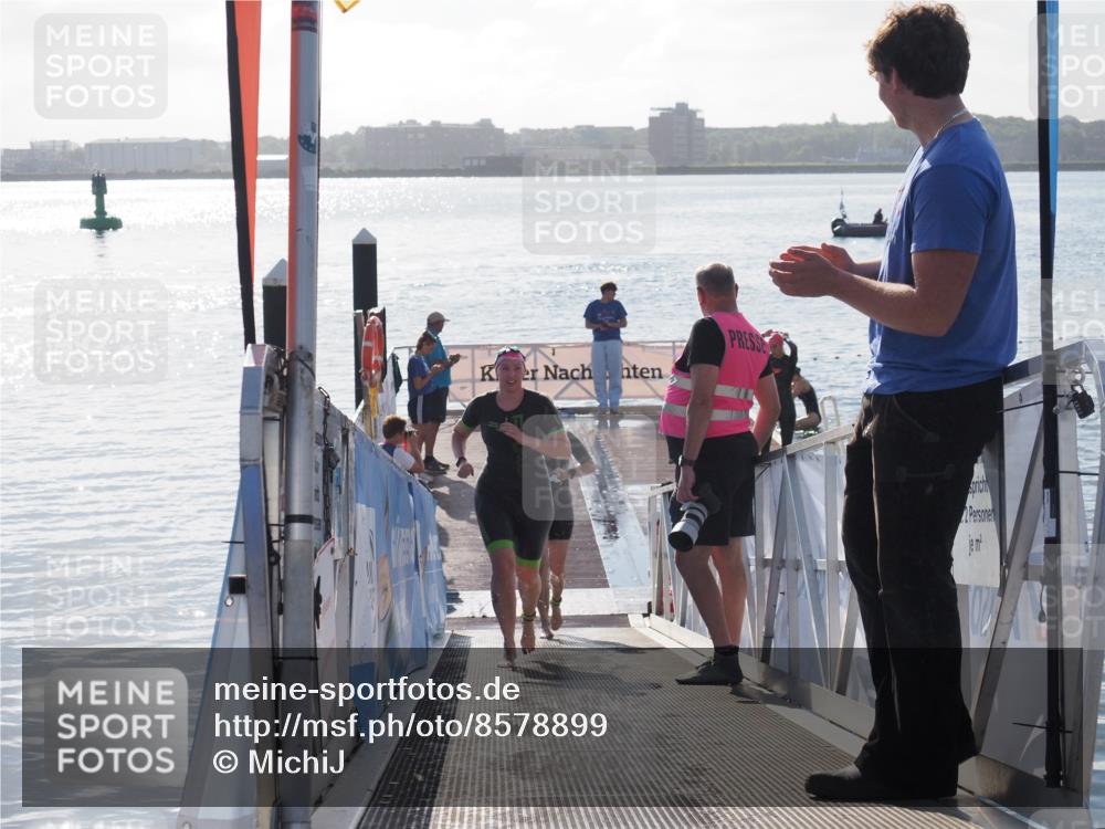 17.08.2025 - KN Förde Triathlon 2025 MichiJ http://msf.ph/oto/8578899 17.08.2025 09:16:37 Schwimmen 144, 160, 166, 144, 160, 172, 176 meine-sportfotos.de