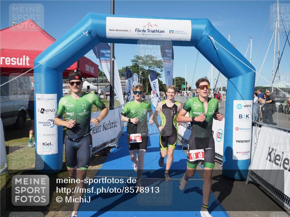 17.08.2025 - KN Förde Triathlon 2025 MichiJ http://msf.ph/oto/8578913 17.08.2025 16:14:40 Laufen 9 meine-sportfotos.de