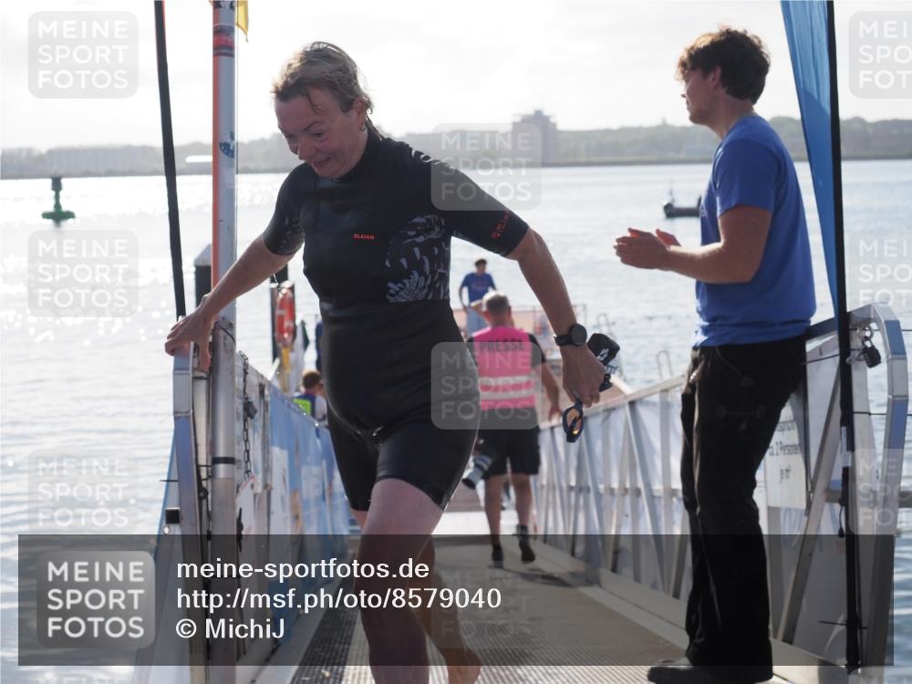17.08.2025 - KN Förde Triathlon 2025 MichiJ http://msf.ph/oto/8579040 17.08.2025 09:16:43 Schwimmen 144, 160, 166, 172, 172, 176 meine-sportfotos.de