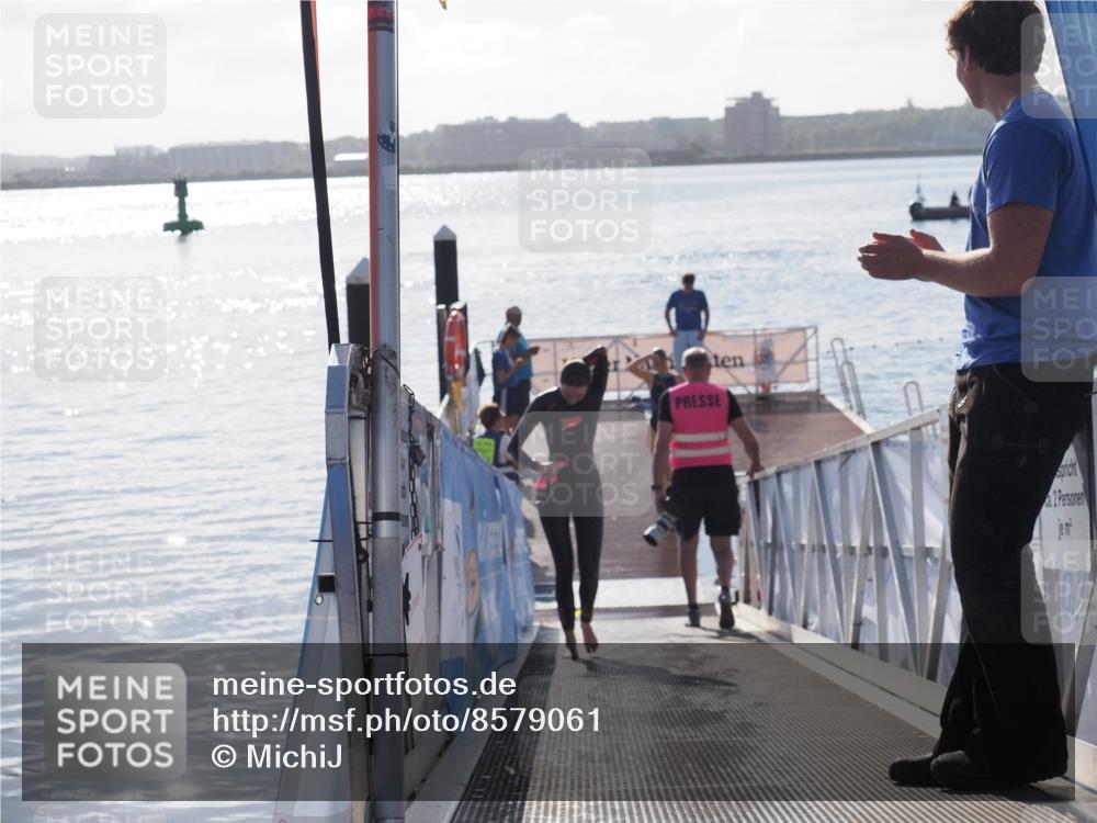 17.08.2025 - KN Förde Triathlon 2025 MichiJ http://msf.ph/oto/8579061 17.08.2025 09:16:45 Schwimmen 144, 160, 172, 172, 176 meine-sportfotos.de