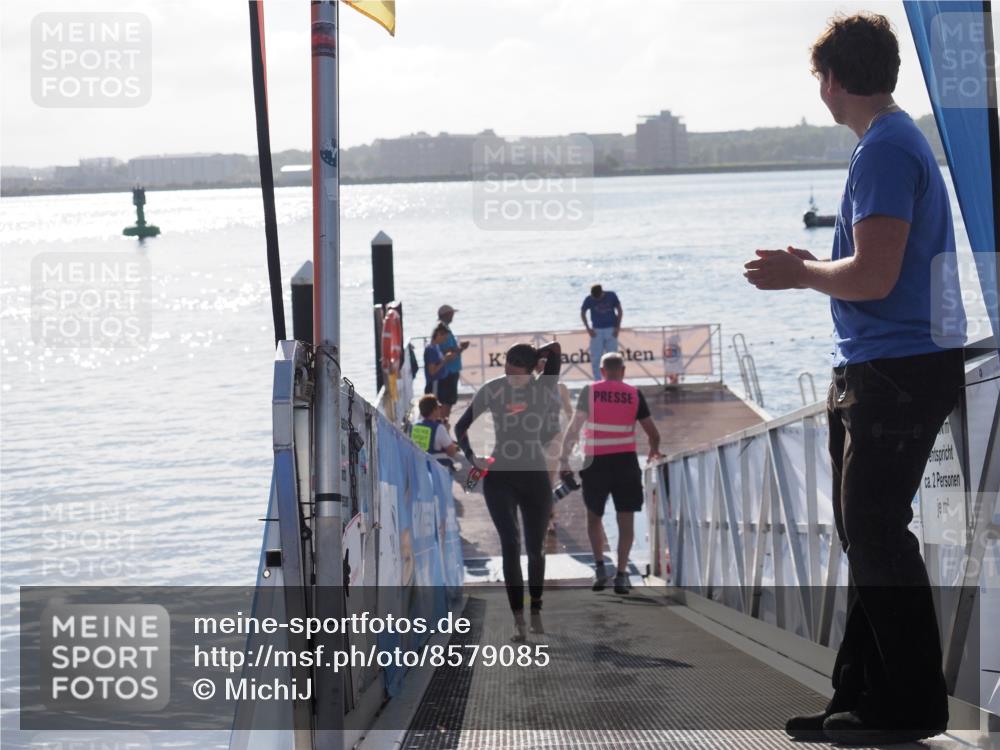 17.08.2025 - KN Förde Triathlon 2025 MichiJ http://msf.ph/oto/8579085 17.08.2025 09:16:46 Schwimmen 144, 160, 172, 176 meine-sportfotos.de
