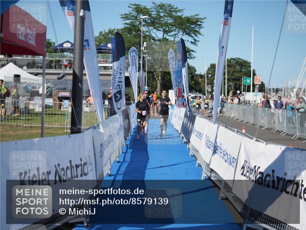 17.08.2025 - KN Förde Triathlon 2025 MichiJ http://msf.ph/oto/8579139 17.08.2025 16:18:27 Laufen 26 meine-sportfotos.de