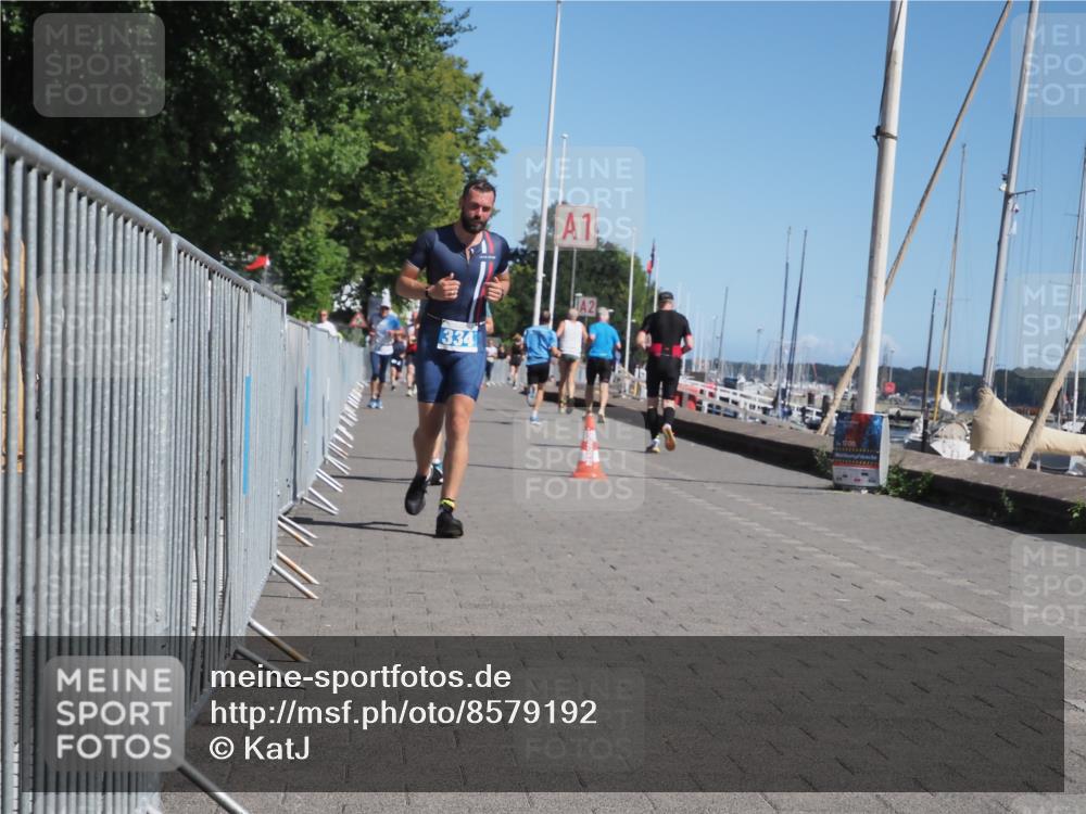 17.08.2025 - KN Förde Triathlon 2025 KatJ http://msf.ph/oto/8579192 17.08.2025 12:15:44 Laufen 311, 334, 630 meine-sportfotos.de