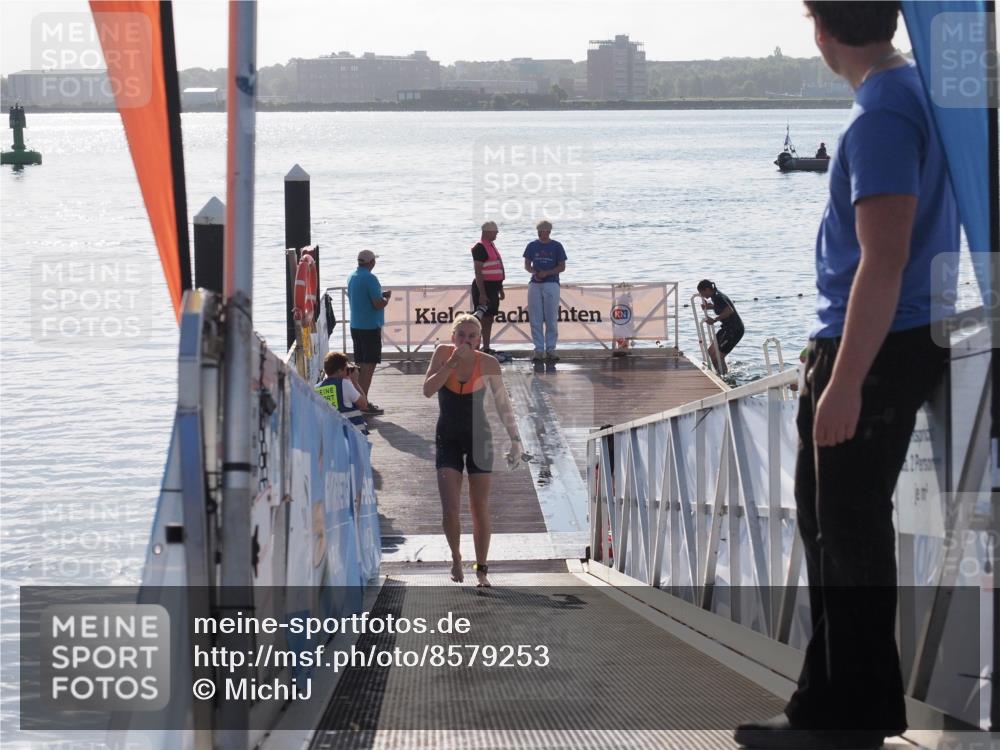 17.08.2025 - KN Förde Triathlon 2025 MichiJ http://msf.ph/oto/8579253 17.08.2025 09:17:10 Schwimmen 158, 158, 169, 204 meine-sportfotos.de