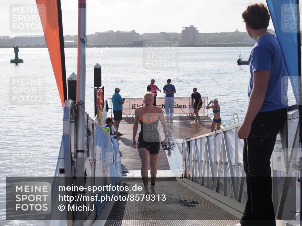 17.08.2025 - KN Förde Triathlon 2025 MichiJ http://msf.ph/oto/8579313 17.08.2025 09:17:12 Schwimmen 158, 158, 169, 204 meine-sportfotos.de