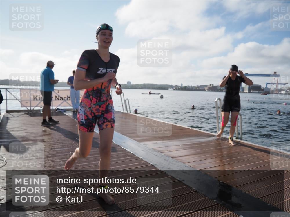 17.08.2025 - KN Förde Triathlon 2025 KatJ http://msf.ph/oto/8579344 17.08.2025 09:20:38 Schwimmen 188, 228, 240, 241, 188, 211, 228, 240, 241 meine-sportfotos.de