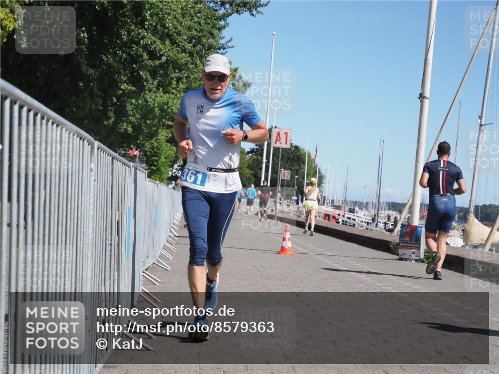 17.08.2025 - KN Förde Triathlon 2025 KatJ http://msf.ph/oto/8579363 17.08.2025 12:15:55 Laufen 353, 361, 641 meine-sportfotos.de