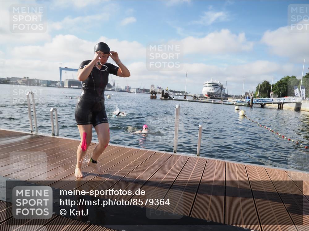 17.08.2025 - KN Förde Triathlon 2025 KatJ http://msf.ph/oto/8579364 17.08.2025 09:20:39 Schwimmen 188, 228, 240, 241, 188, 211, 228, 240, 241 meine-sportfotos.de