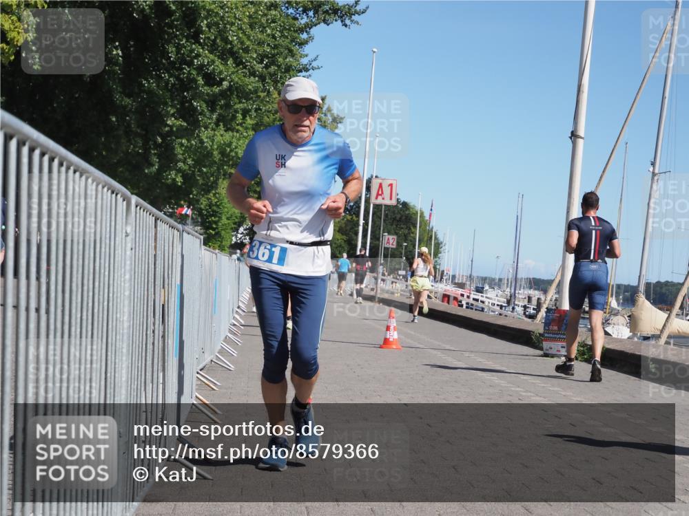 17.08.2025 - KN Förde Triathlon 2025 KatJ http://msf.ph/oto/8579366 17.08.2025 12:15:55 Laufen 353, 361, 641 meine-sportfotos.de