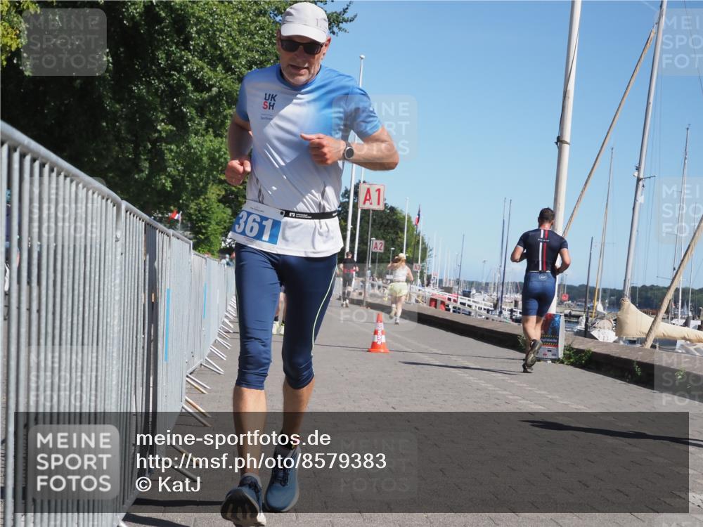 17.08.2025 - KN Förde Triathlon 2025 KatJ http://msf.ph/oto/8579383 17.08.2025 12:15:55 Laufen 353, 361, 641 meine-sportfotos.de