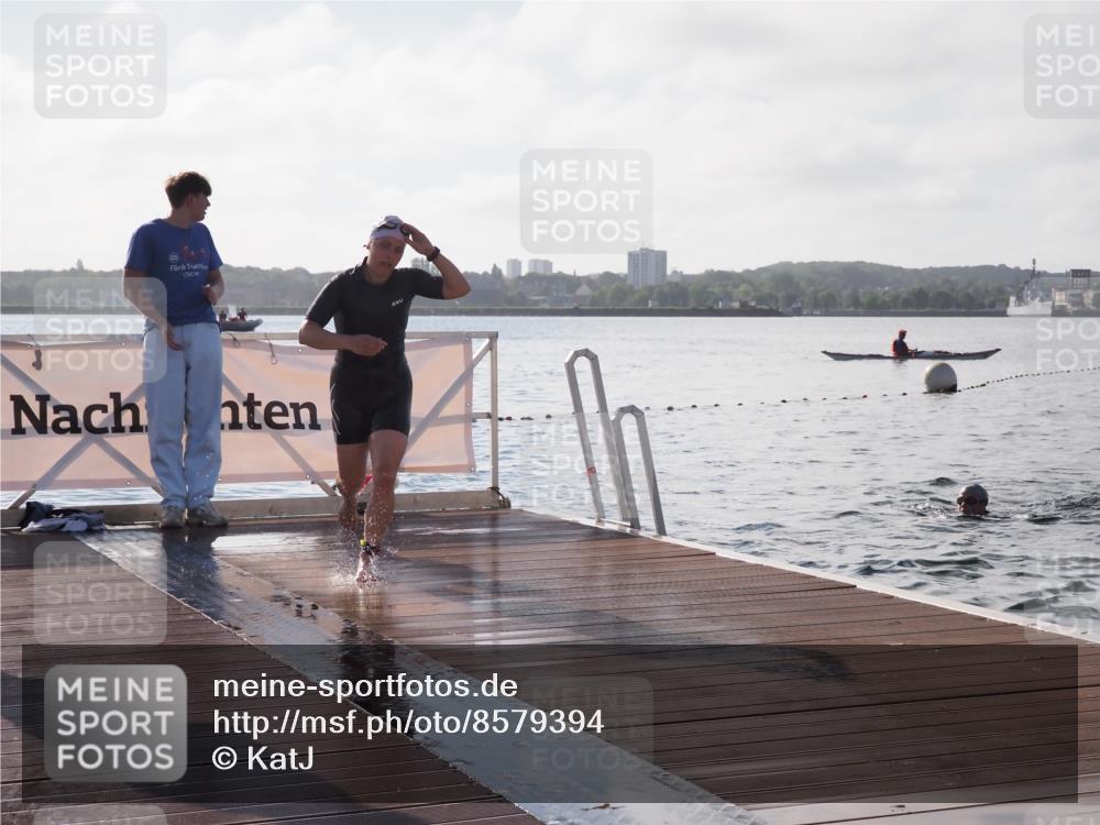 17.08.2025 - KN Förde Triathlon 2025 KatJ http://msf.ph/oto/8579394 17.08.2025 09:20:43 Schwimmen 188, 197, 228, 241, 188, 197, 228, 240, 241 meine-sportfotos.de