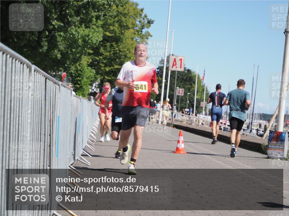 17.08.2025 - KN Förde Triathlon 2025 KatJ http://msf.ph/oto/8579415 17.08.2025 12:15:59 Laufen 353, 361, 641 meine-sportfotos.de