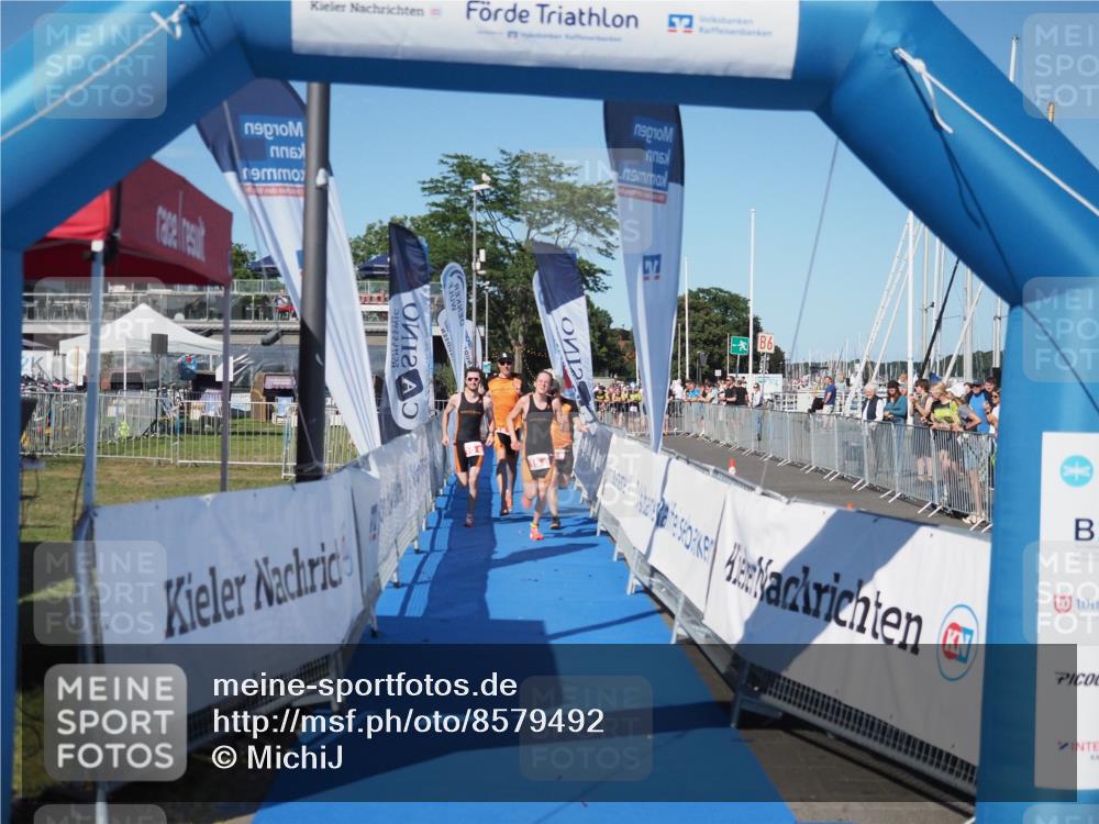 17.08.2025 - KN Förde Triathlon 2025 MichiJ http://msf.ph/oto/8579492 17.08.2025 16:20:05 Laufen 15 meine-sportfotos.de