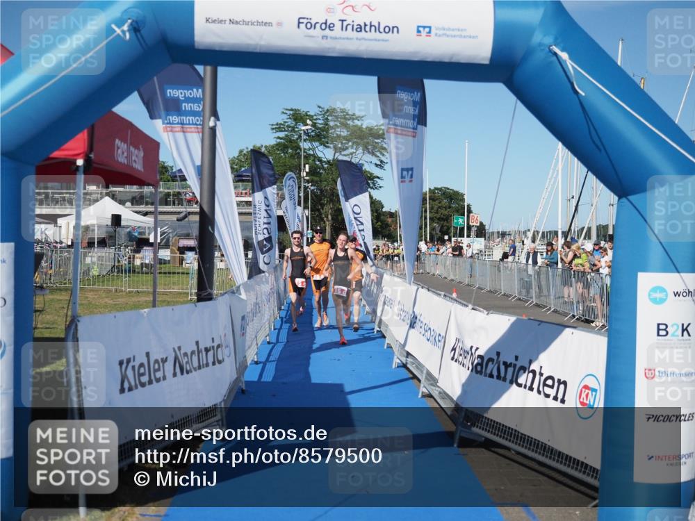 17.08.2025 - KN Förde Triathlon 2025 MichiJ http://msf.ph/oto/8579500 17.08.2025 16:20:05 Laufen 15 meine-sportfotos.de