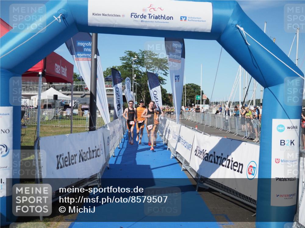 17.08.2025 - KN Förde Triathlon 2025 MichiJ http://msf.ph/oto/8579507 17.08.2025 16:20:05 Laufen 15 meine-sportfotos.de