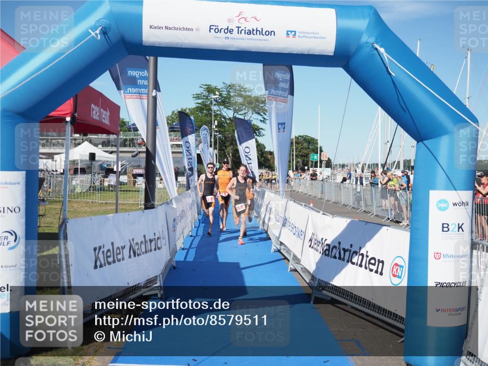 17.08.2025 - KN Förde Triathlon 2025 MichiJ http://msf.ph/oto/8579511 17.08.2025 16:20:05 Laufen 15 meine-sportfotos.de