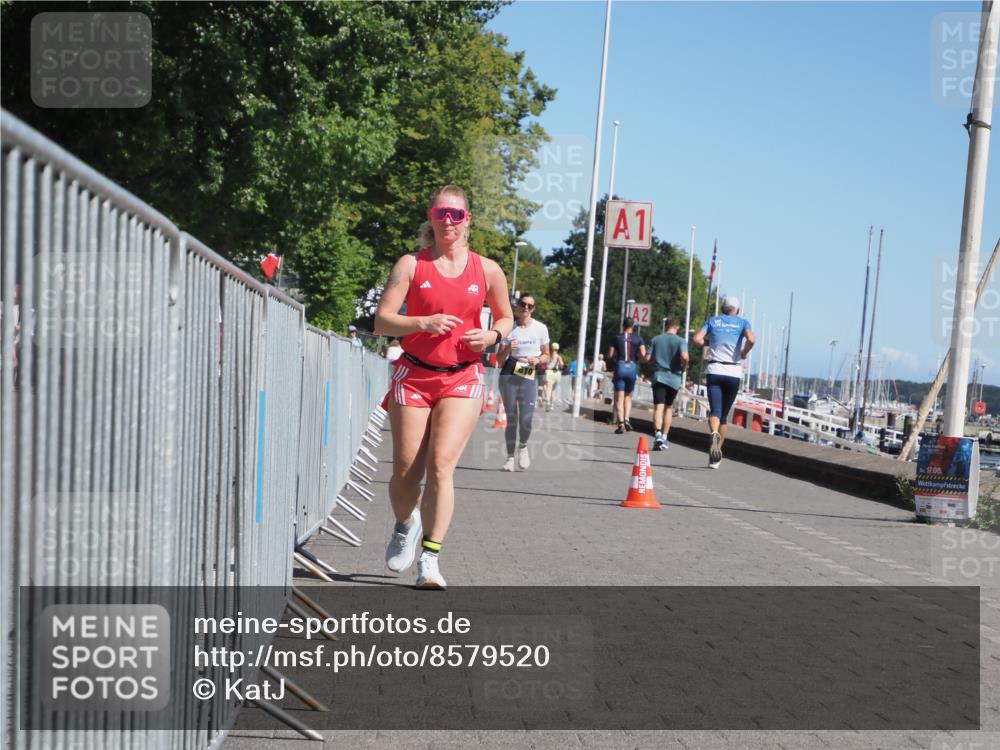 17.08.2025 - KN Förde Triathlon 2025 KatJ http://msf.ph/oto/8579520 17.08.2025 12:16:06 Laufen 353, 606, 610, 641 meine-sportfotos.de