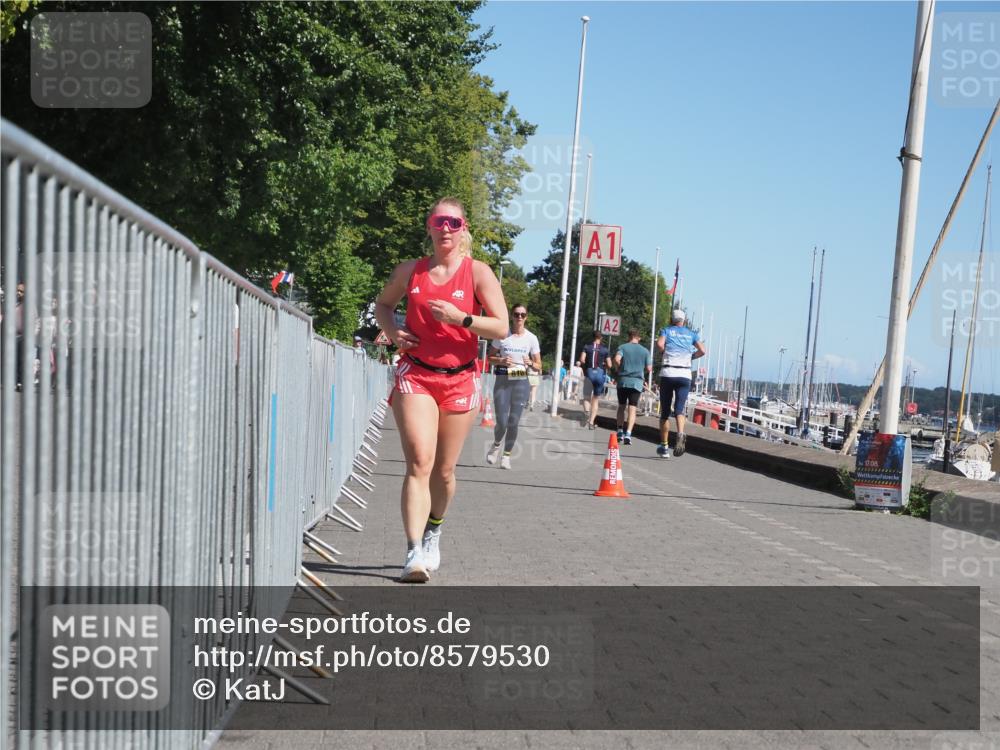 17.08.2025 - KN Förde Triathlon 2025 KatJ http://msf.ph/oto/8579530 17.08.2025 12:16:06 Laufen 353, 606, 610, 641 meine-sportfotos.de