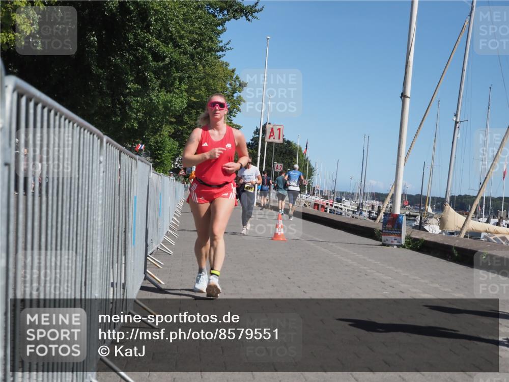 17.08.2025 - KN Förde Triathlon 2025 KatJ http://msf.ph/oto/8579551 17.08.2025 12:16:07 Laufen 353, 606, 610 meine-sportfotos.de
