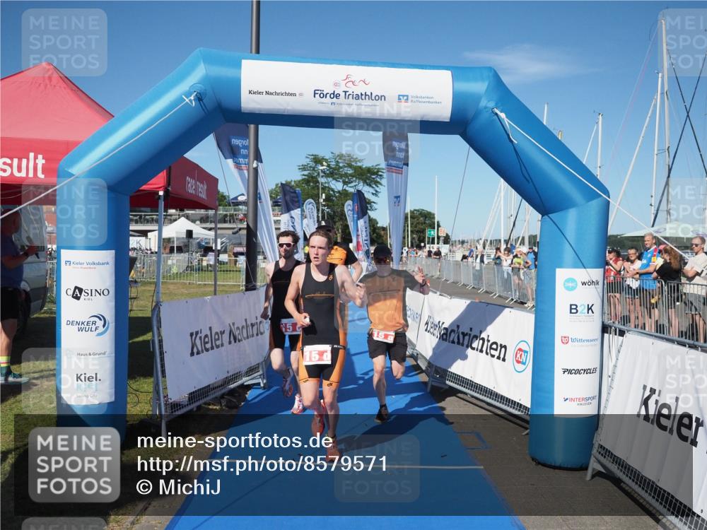 17.08.2025 - KN Förde Triathlon 2025 MichiJ http://msf.ph/oto/8579571 17.08.2025 16:20:07 Laufen 15 meine-sportfotos.de